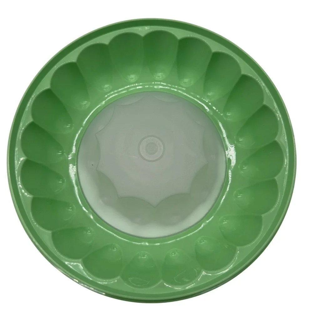 Tupperware Jel-N-Serve Jello Mold 9.5